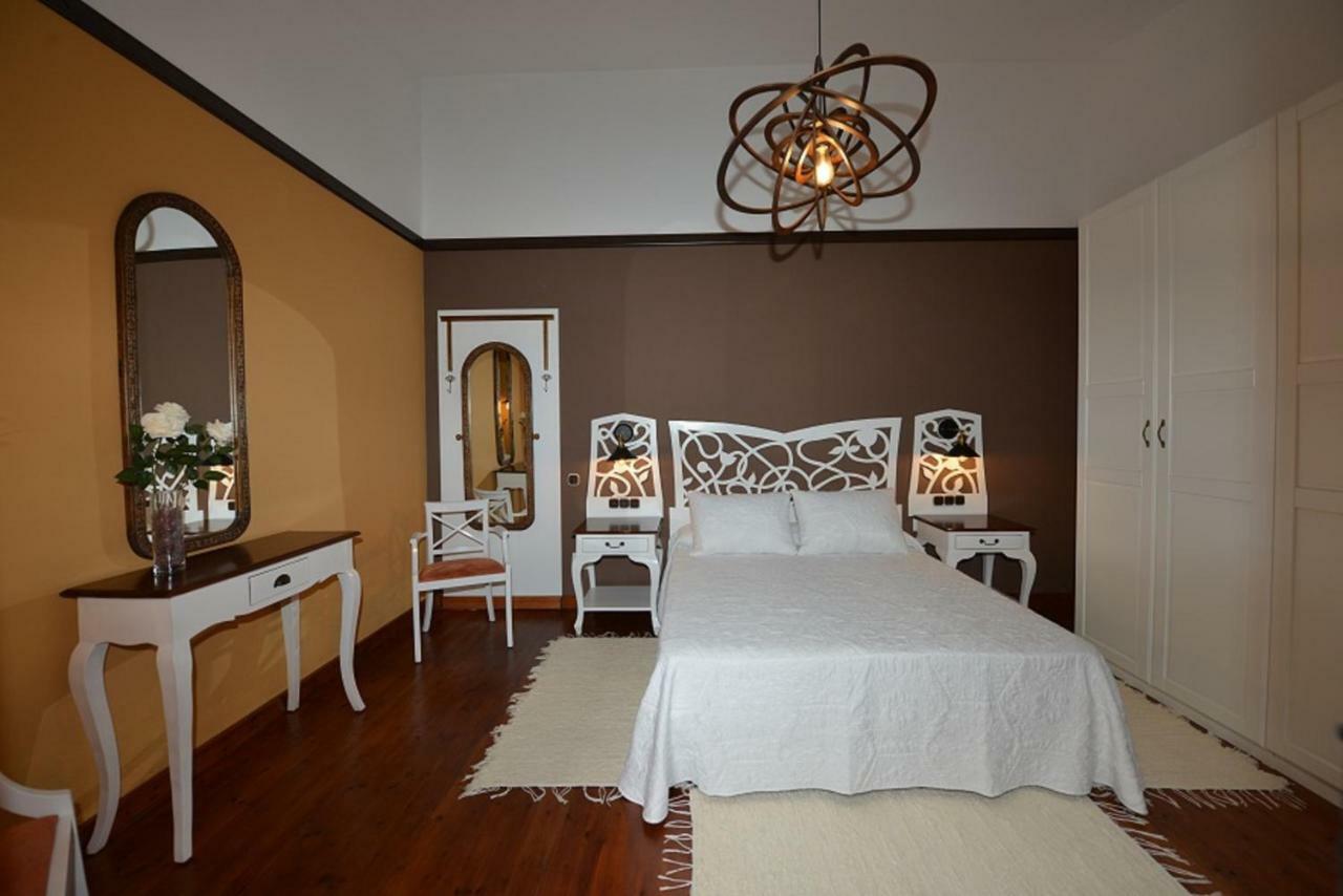 Villa Spa Las Tinajas Triquivijate Exterior photo